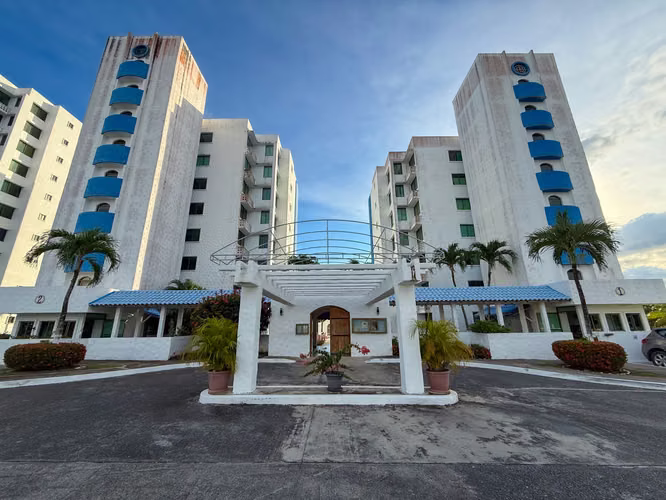 Los Balcones. Playa Blanca. 124mts 3r 3b amoblado $220,000.00neg - Imagen 15