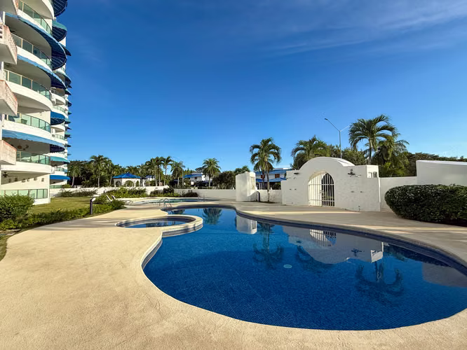 Los Balcones. Playa Blanca. 124mts 3r 3b amoblado $220,000.00neg - Imagen 13