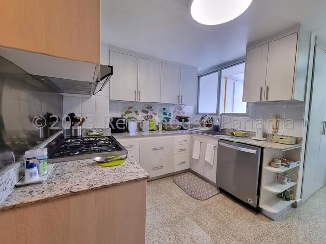 Alquiler de Apartamento en La Cresta Ph El Cenit CCO - Imagen 7