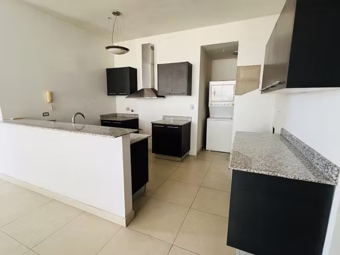 VENDO APARTAMENTO EN SAN FRANCISCO, 115M2, 1 RECAMARA, BALCON AMPLIO.