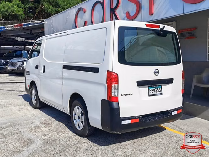 Nissan Urvan 2022 Manual EB9353 - Imagen 4