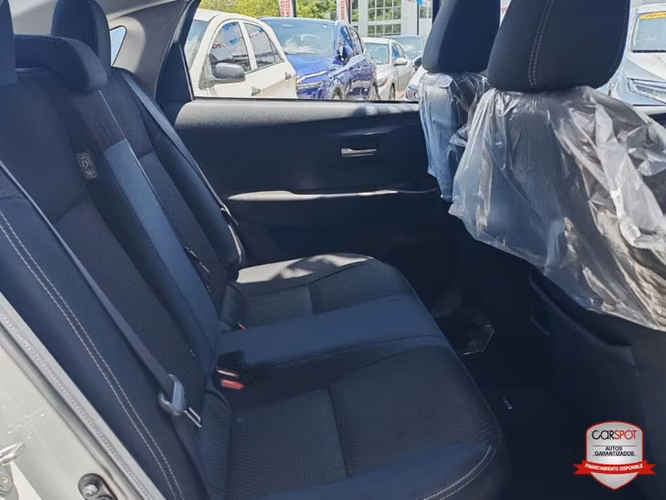 Toyota Yaris E 2024 Automática EK4815