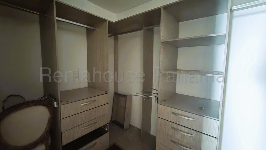 Venta de Apartamento en Coco del Mar Ph Nautica 320 Mts PD