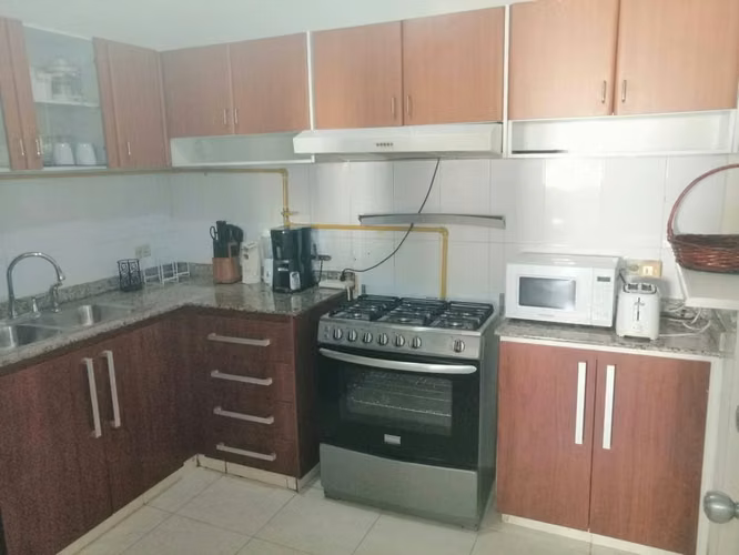 MT ALQUILO CASA AMOBLADA SAN MIGUELITO 4 REC 2.5 BAÑOS 3 PARKING $1450 - Imagen 7