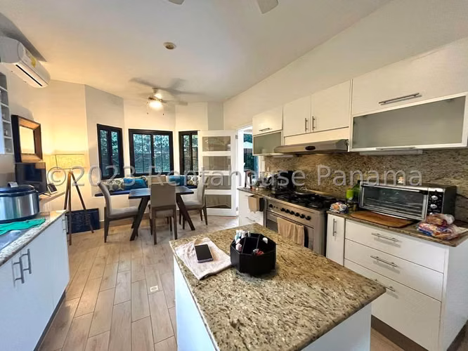 Casa en venta de 421m2 en PH El Doral Costa Sur - Imagen 11