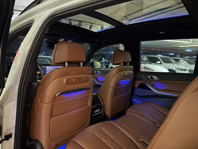 BMW X7 xDrive40i M SPORT 2024 - Imagen 17