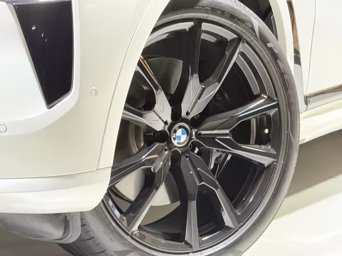 BMW X7 xDrive40i M SPORT 2024 - Imagen 5