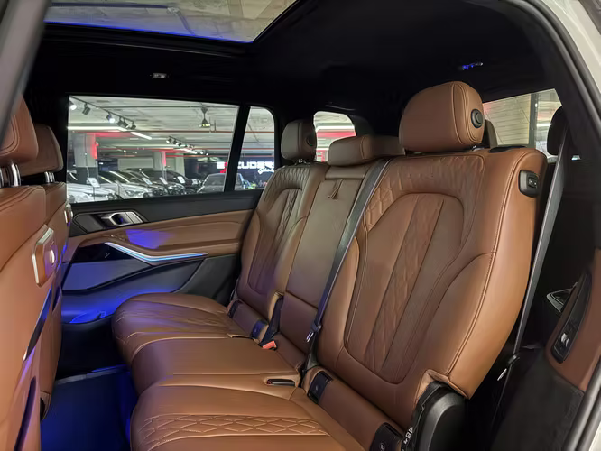 BMW X7 xDrive40i M SPORT 2024 - Imagen 18