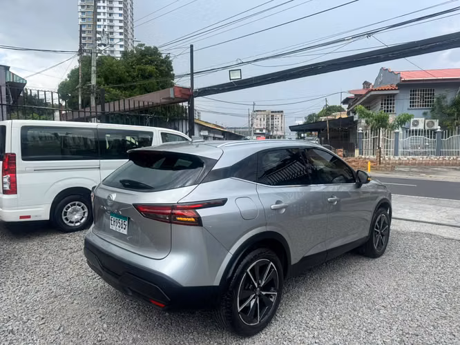 NISSAN QASHQAI 2023 TECHO PANORAMICO - Imagen 7