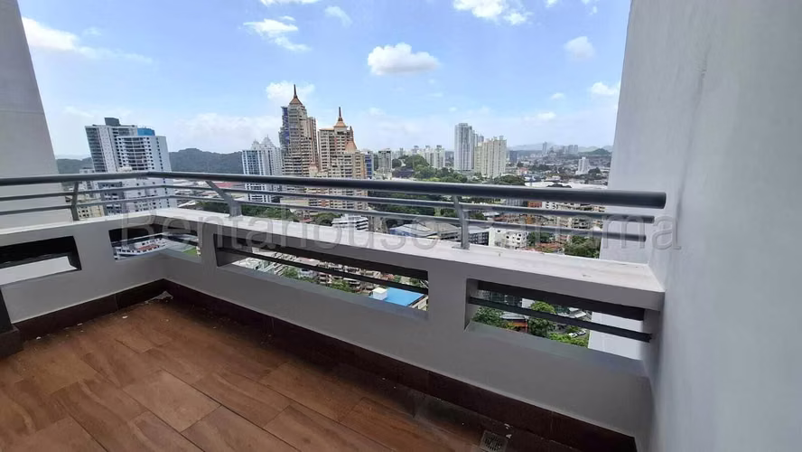 Cómodo Apartamento en Venta en el Cangrejo 27PPM1320