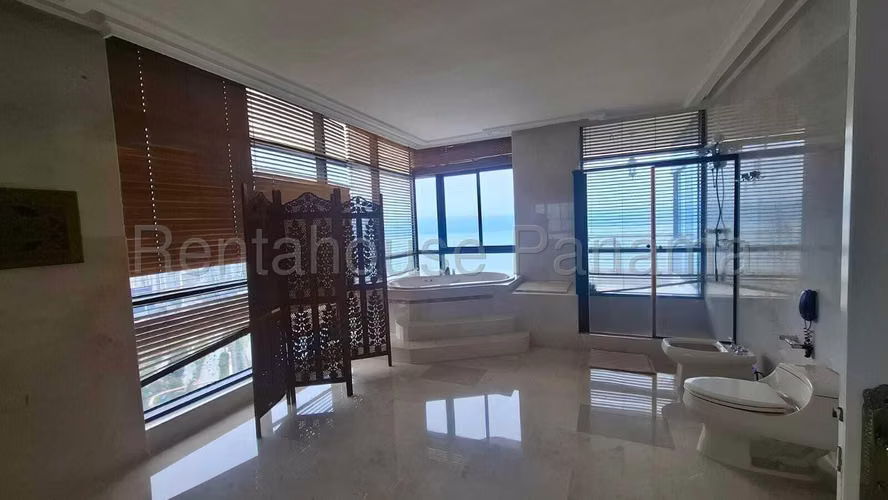 Venta de Apartamento en Avenida Balboa