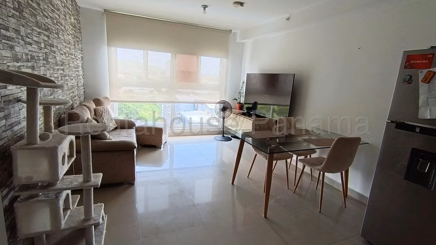 Venta de Apartamento en Pueblo Nuevo Ph Diadema KF