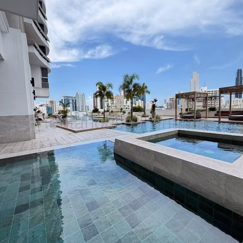 Venta de Apartamento en El Cangrejo Ph Luxor Tower KF