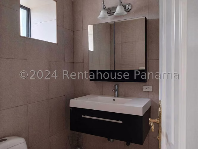 Lujoso Pent-house en Venta en Avenida Balboa 27PPM1298