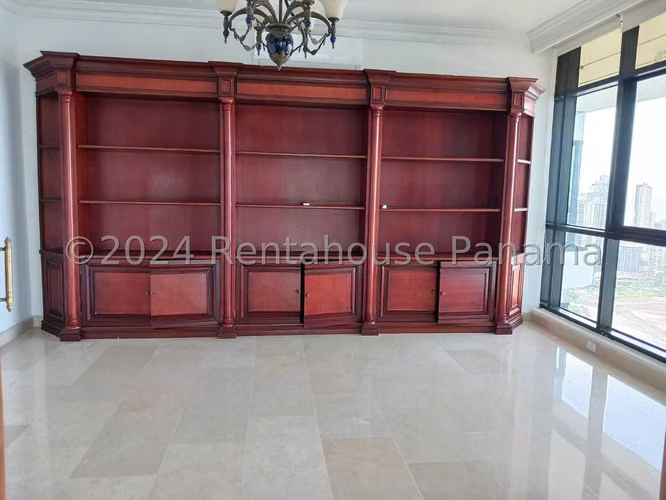 Lujoso Pent-house en Venta en Avenida Balboa 27PPM1298