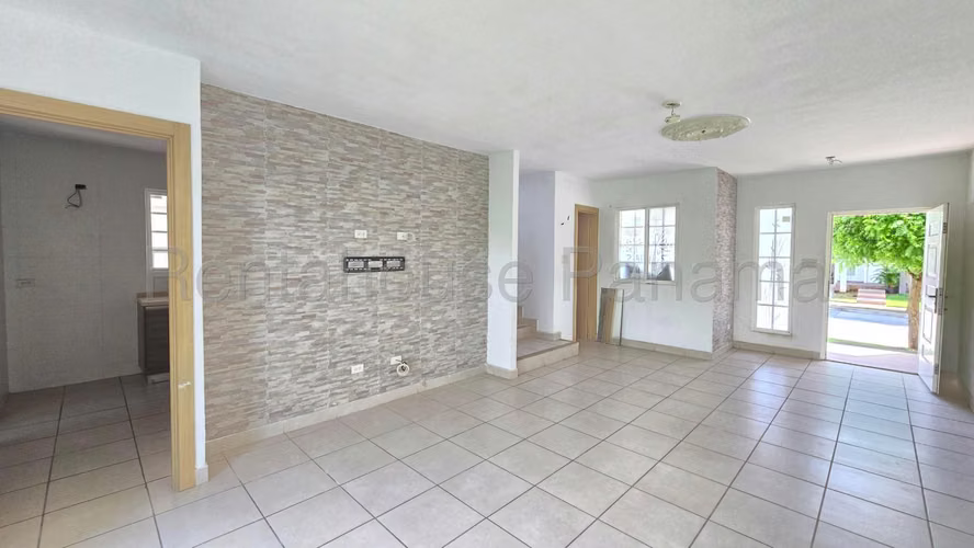 Hermosa Casa en Venta en Brisas del Golf 27PPM1271 - Imagen 3