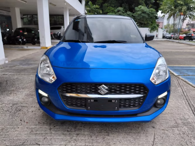 SUZUKI SWIFT 2023 AUTOMATICO - Imagen 2