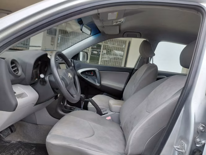 TOYOTA RAV-4 2011 AUTOMATICO - Imagen 7