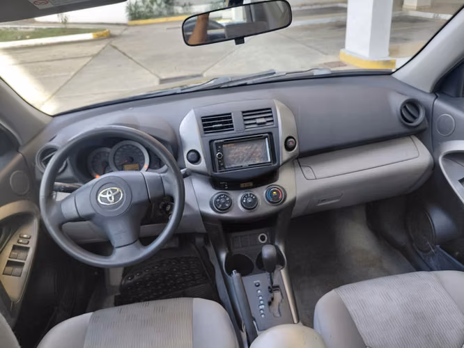 TOYOTA RAV-4 2010 AUTOMATICO - Imagen 8