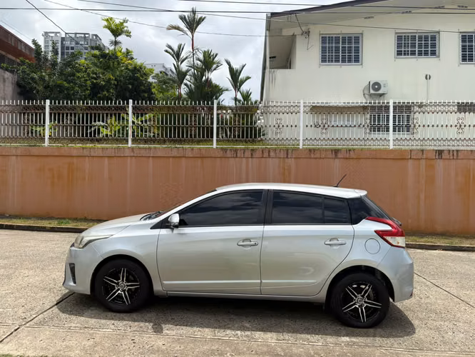 TOYOTA YARIS HB 2017 - Imagen 5