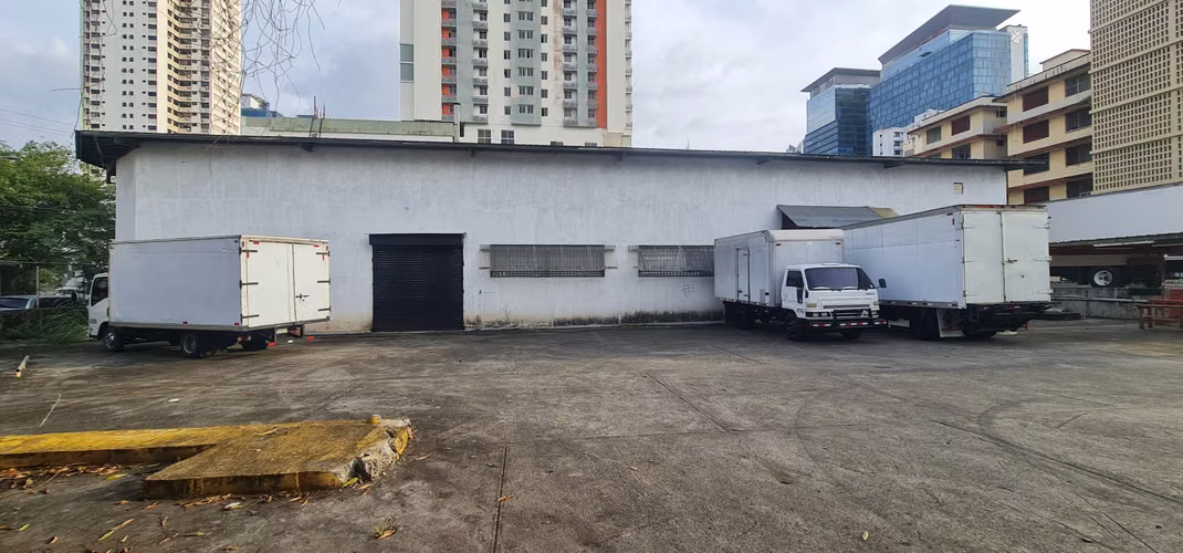 Alquiler de bodega en Obarrio, excelente oportunidad - Imagen 1