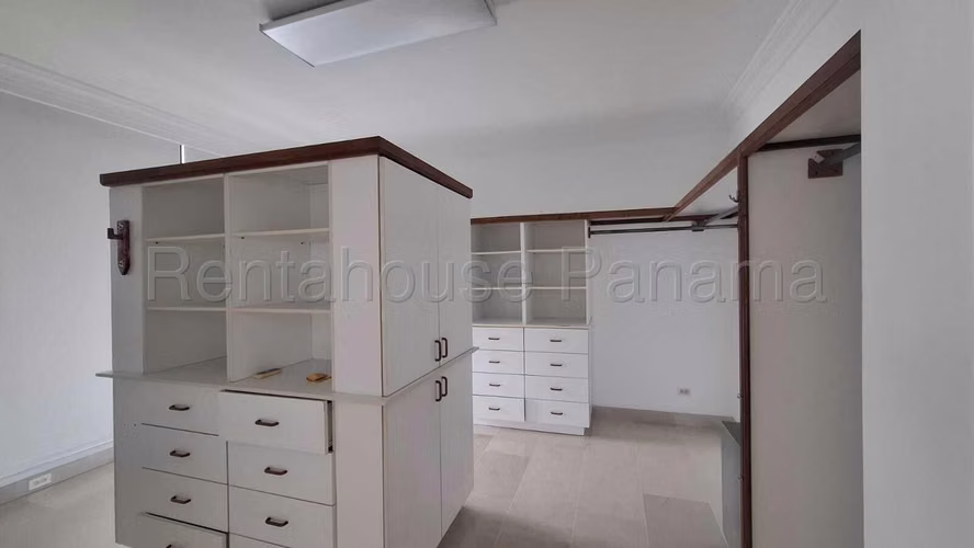 Venta de Apartamento en Avenida Balboa Ph Miramar Solo Cliente Directo MC