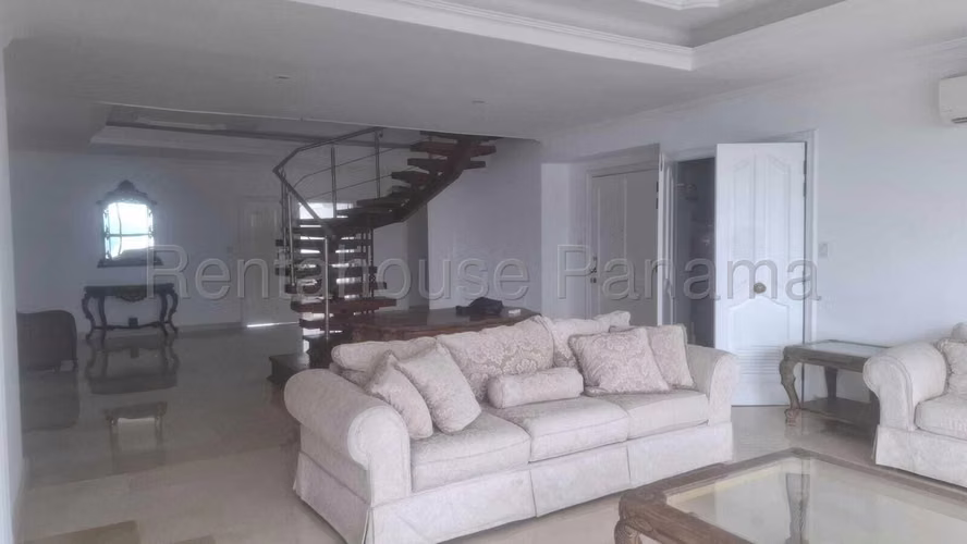 Venta de Apartamento en Avenida Balboa Ph Miramar Solo Cliente Directo MC