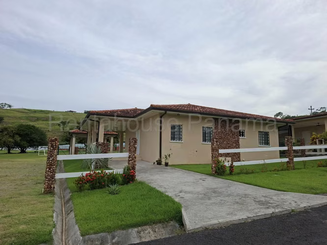 Venta Casa Chame - YD