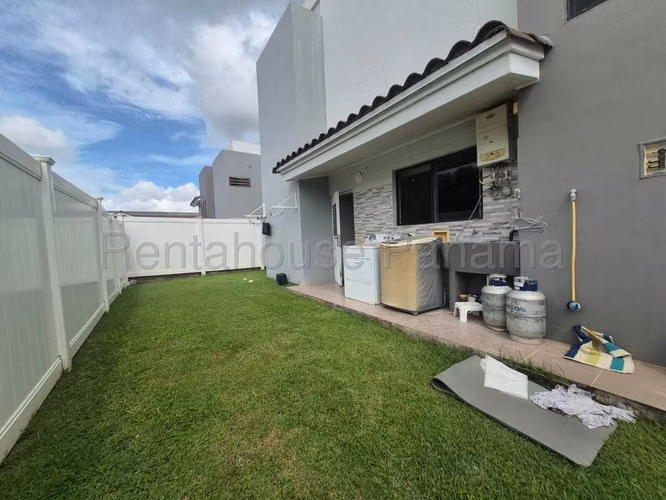 Casa en Venta en Brisas Del Golf JG - Imagen 5
