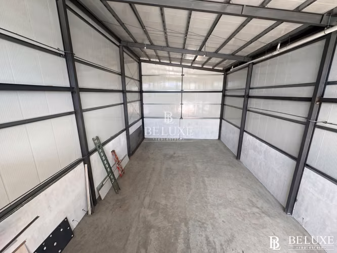 ALQUILER DE GALERA / BODEGA EN PARQUE LEFEVRE (20) - Imagen 4