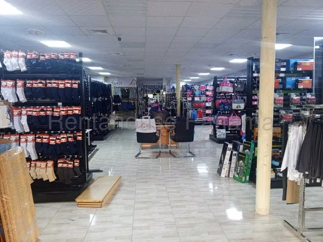 LOcal comercial de 645m2 en venta en El Dorado - Imagen 19