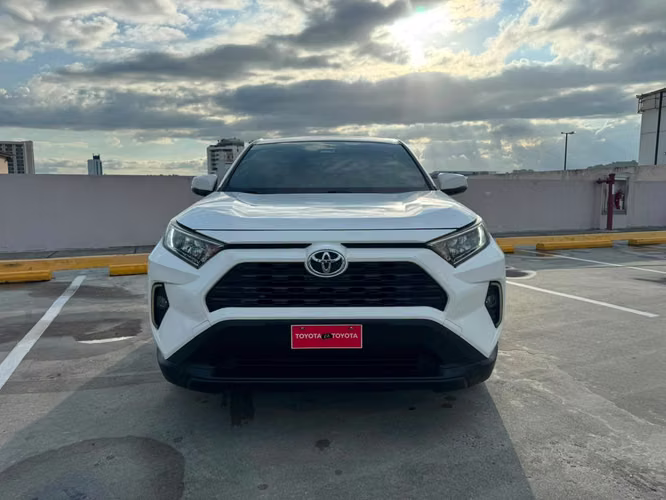 TOYOTA RAV4 4WD 2019 20,900.00$ - Imagen 2