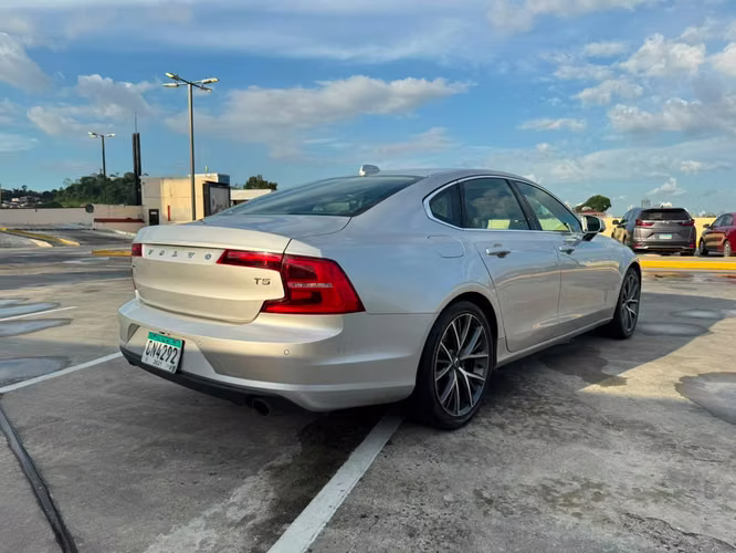 VOLVO S,900.00$ - Imagen 5