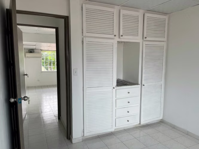ALQUILER- ¡OPORTUNIDAD EN CHANIS! CASA TIPO DÚPLEX CON USO COMERCIAL - Imagen 12