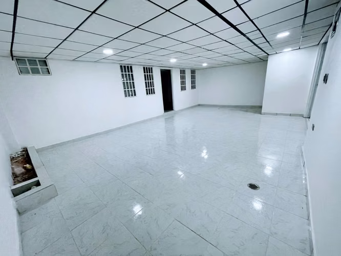ALQUILER- ¡OPORTUNIDAD EN CHANIS! CASA TIPO DÚPLEX CON USO COMERCIAL - Imagen 2