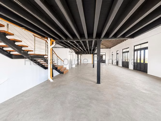 Local Comercial en Alquiler en Casco Antiguo JG - Imagen 12