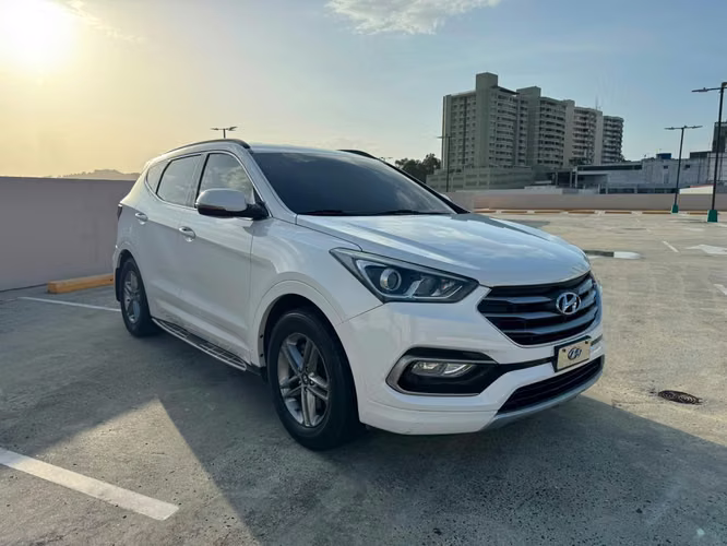 HYUNDAI SANTA FE 2017 10,500.00$ - Imagen 3