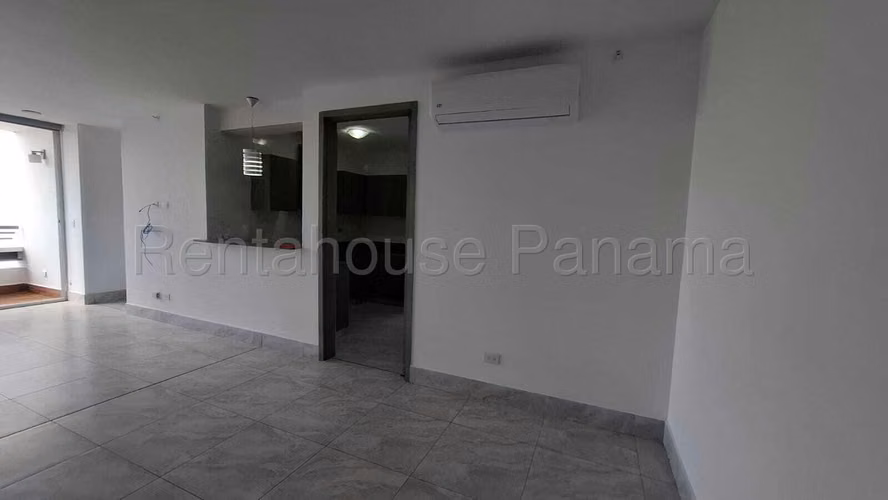 Se Alquila Apartamento en El Cangrejo DPA27-1322