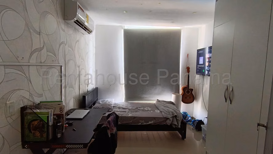 Se Vende Apartamento en Pueblo Nuevo DPA27-1283