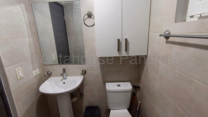 Se Vende Apartamento en Pueblo Nuevo DPA27-1283