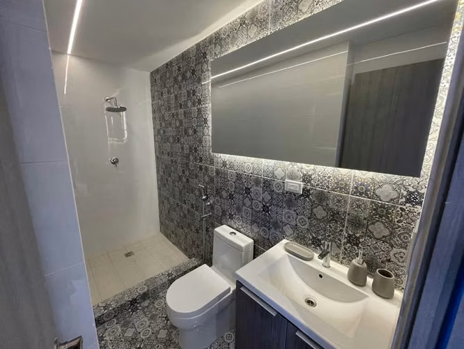 Alquilo apartamento PH The sands avenida balboa-Vista al Mar - Imagen 4