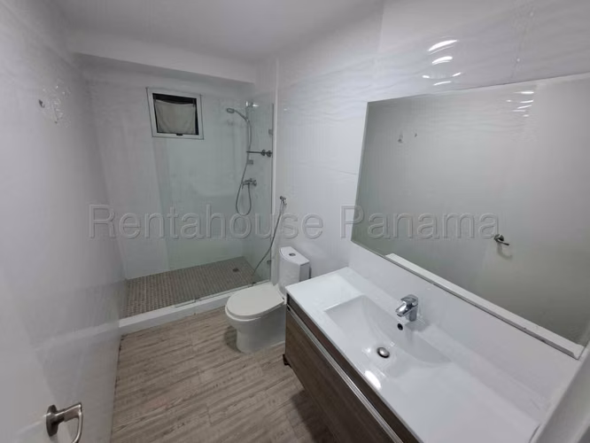 Se Vende Apartamento en San Francisco DPA27-1288