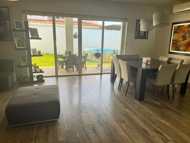SE VENDE CASA EN QUINTAS DE VERSALLES - Imagen 7