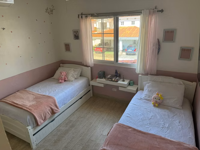 SE VENDE CASA EN QUINTAS DE VERSALLES - Imagen 15