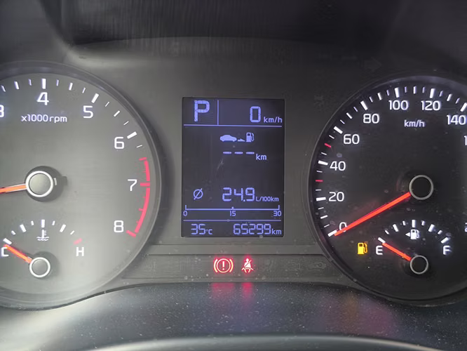 KIA RIO 2018 HB EXCELENTE - Imagen 10