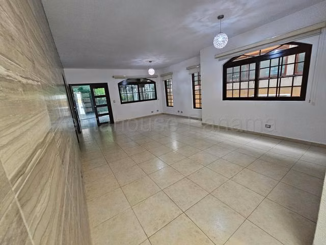 Alquiler de Casa en Costa Sur 27LBR164 - Imagen 4