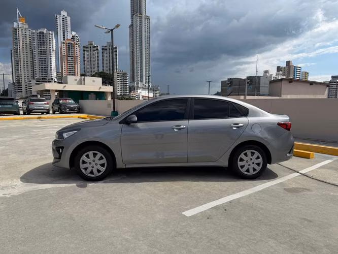 KIA RIO 2024 11,900.00$ - Imagen 7
