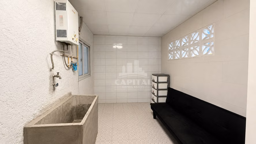 SE VENDE CASA EN VILLAS DEL MEDITERRÁNEO – CALLE PRINCIPAL - Imagen 4