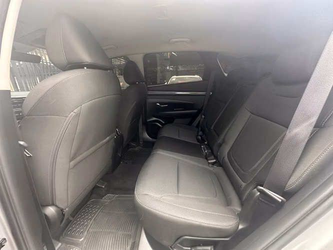 HYUNDAI TUCSON 2022 SOLO 37 MIL KILOMTROS - Imagen 17