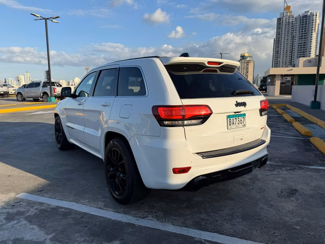 JEEP GRAND CHEROKEE SRT 2014 22,900.00$ - Imagen 5
